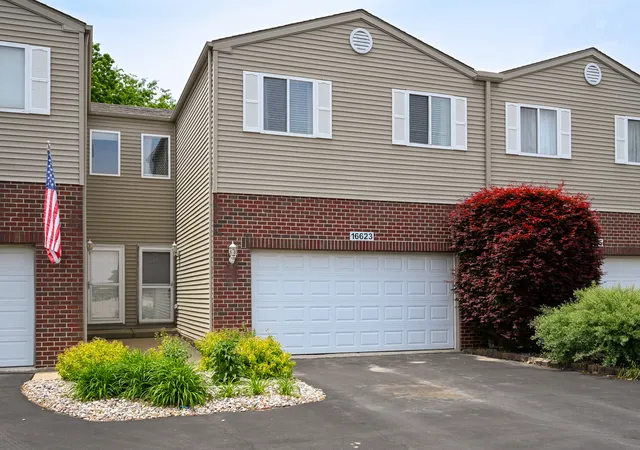 1st image of 16623 Willow Walk Dr, Lockport, IL 60441 | MLS# 12656985