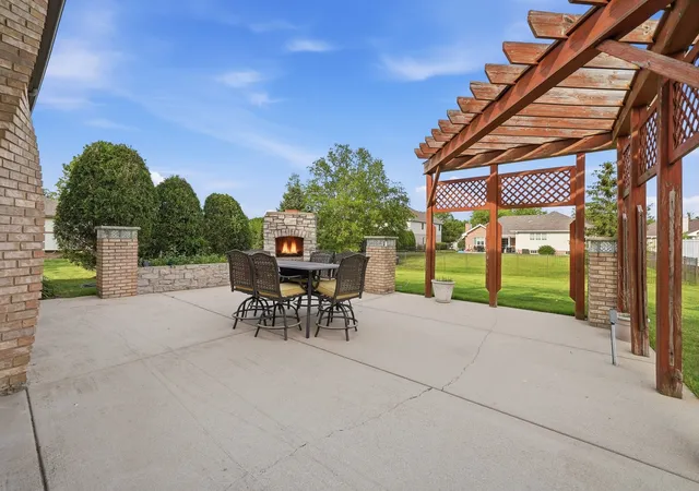 4th image of 408 Siesta Dr, New Lenox, IL 60451 | MLS# 12657189