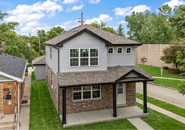 Photo 2 of Single family home for sale at 7630 W 66th Street, Bedford Park, IL 60501 | MLS# 12657205 | Listing updated on 2026-08-04