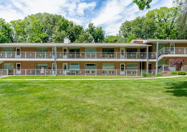 Condo for sale at 1104 Kimberly Rd #908, Bettendorf, IA 52722 | MLS# 12657377