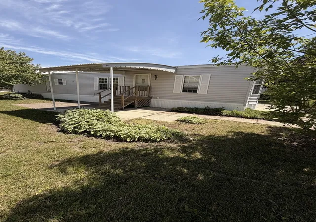 Homes for sale in Bristol, WI | 19900 128Th St #221, Bristol, WI 53104 | MLS# 12657398