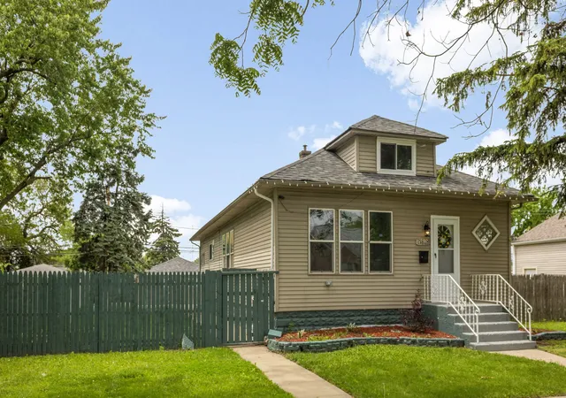 2nd image of 15818 Willard Ave, Harvey, IL 60426 | MLS# 12657403