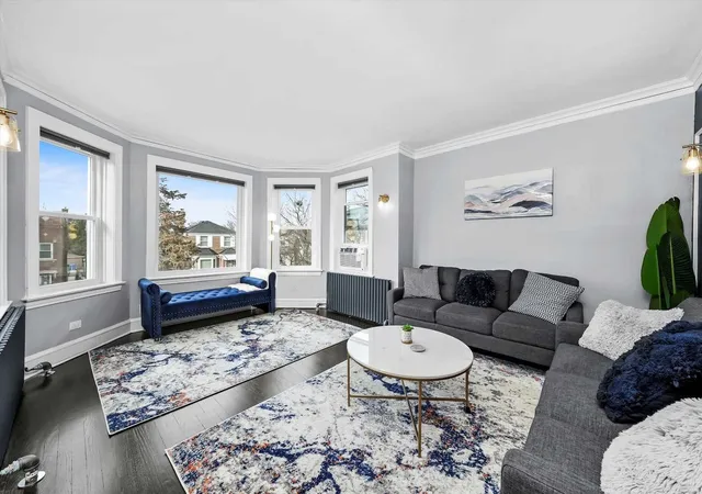2nd image of 6029 N Austin Ave, Chicago, IL 60646 | MLS# 12657416