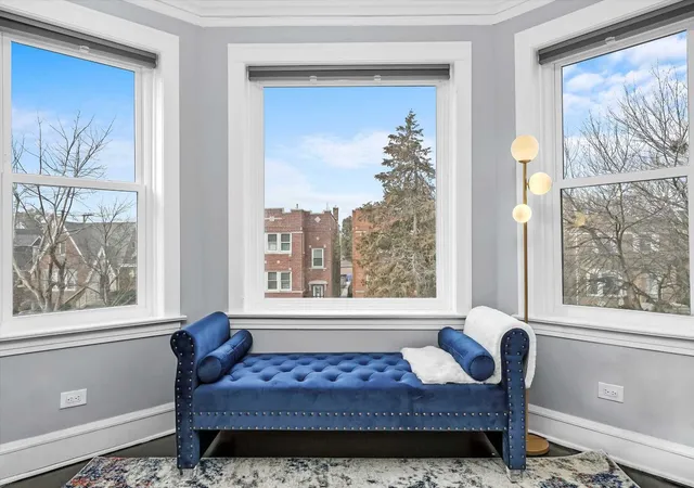 3rd image of 6029 N Austin Ave, Chicago, IL 60646 | MLS# 12657416