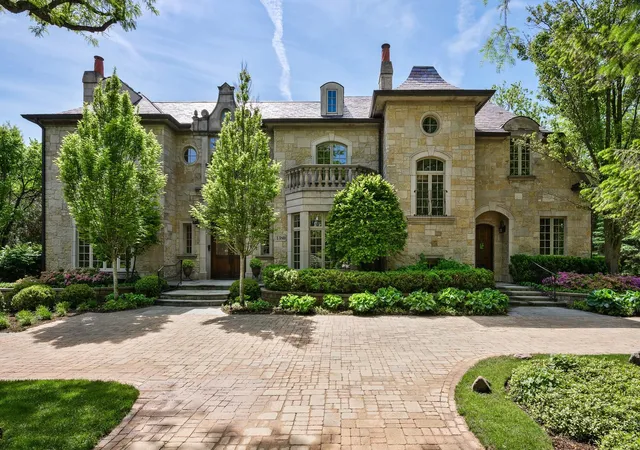 1st image of 1380 Westmoor Trl, Winnetka, IL 60093 | MLS# 12657418