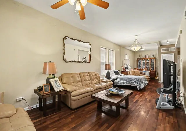 Homes for sale in Chicago, IL | 850 N Keystone Ave, Chicago, IL 60651 | MLS# 12657541