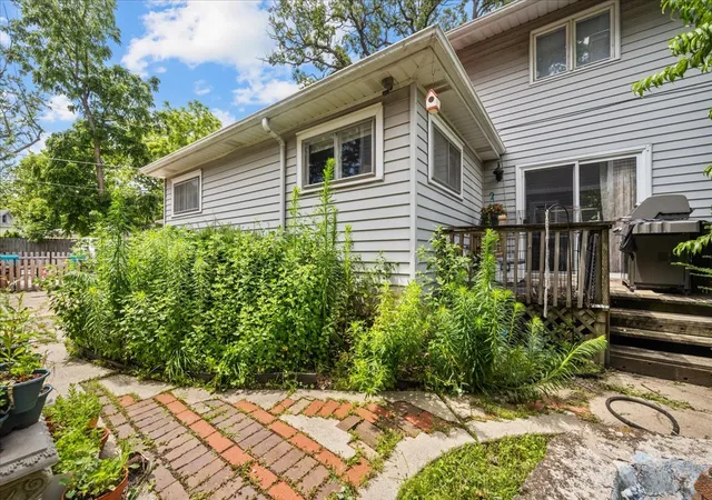 Photo 2 of Multi family home for sale at 2490 Green Bay Rd, Highland Park, IL 60035 | MLS# 12657575 | Listing updated on 2026-09-23