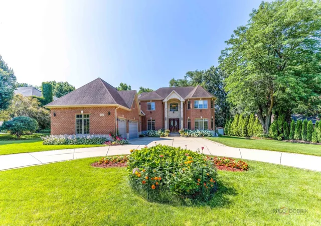 Homes for sale in Glenview, IL | 3445 Pynsky Rd, Glenview, IL 60026 | MLS# 12657706