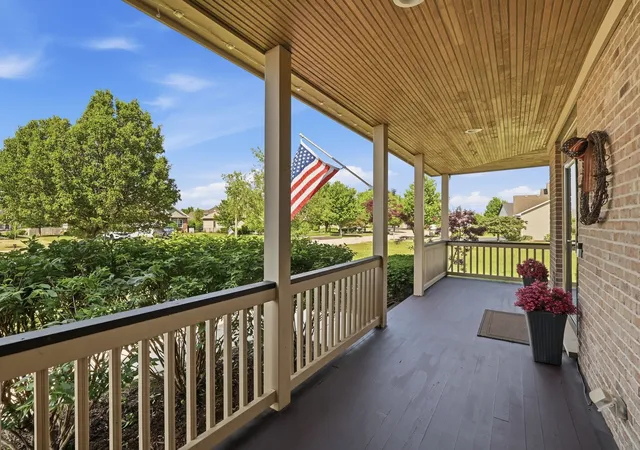 3rd image of 468 Rutland Rd, De Kalb, IL 60115 | MLS# 12657773