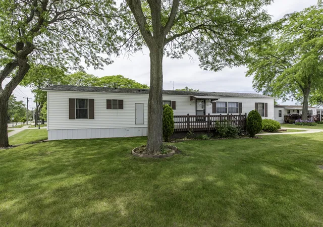 27th image of 696 Birch Ave, Park City, IL 60085 | MLS# 12657820