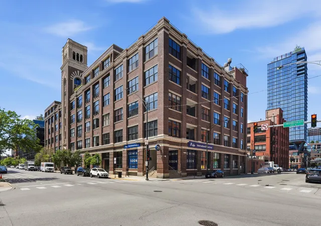 Homes for sale in Chicago, IL | 1000 W Washington Blvd, Chicago, IL 60607