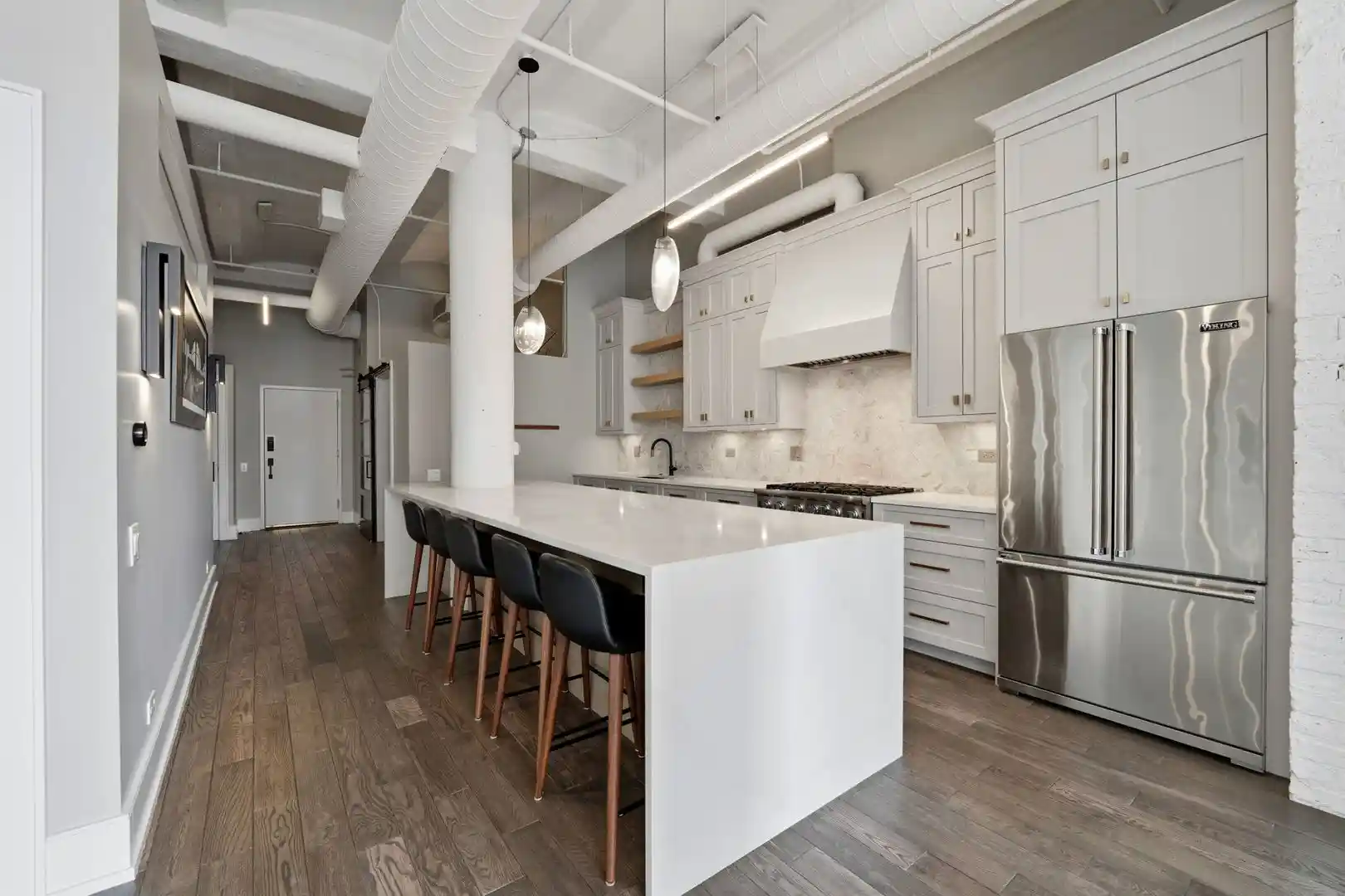 Listing Photo 2 - Condo for sale in 1000 W Washington Blvd located at 1000 W Washington Blvd, Chicago, IL 60607 - Unit #406