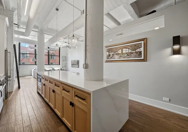 Homes for sale in Chicago, IL | 1000 W Washington Blvd, Chicago, IL 60607