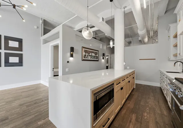 Homes for sale in Chicago, IL | 1000 W Washington Blvd, Chicago, IL 60607