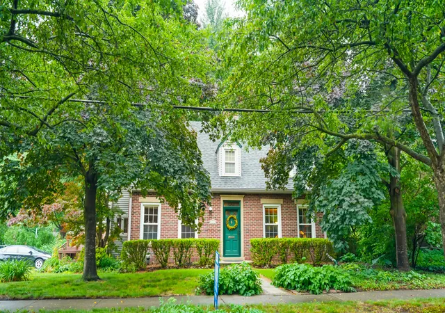 Homes for sale in Champaign, IL | 1009 W Green St, Champaign, IL 61821 | MLS# 12657889
