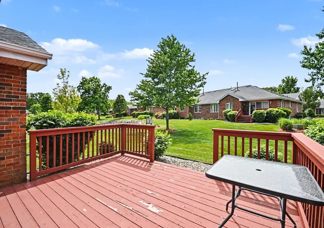 Photo 3 of Townhouse for sale at 27114 S Quiet Oak Ln, Crete, IL 60417 | MLS# 12657950 | Listing updated on 2026-09-15