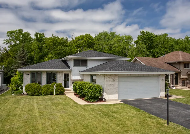 1st image of 3136 Rosiclaire Ct, South Chicago Heights, IL 60411 | MLS# 12657983
