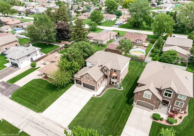 Homes for sale in Palos Hills, IL | 10441 S 83Rd Ave, Palos Hills, IL 60465 | MLS# 12658060
