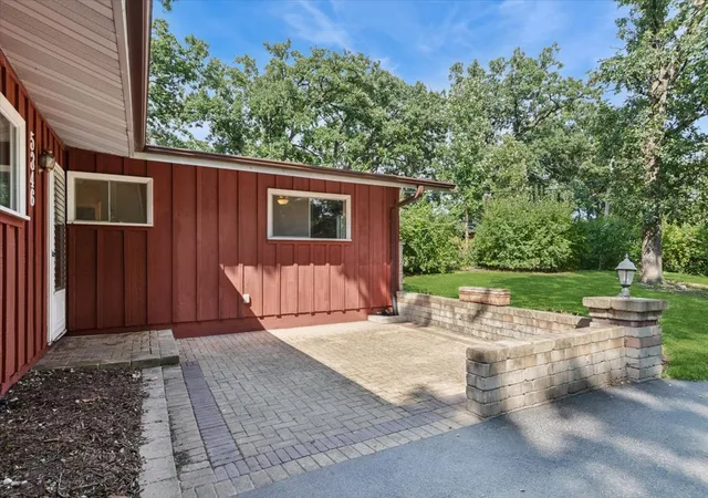 Photo 3 of Single family home for sale at 5346 Center Ave, Lisle, IL 60532 | MLS# 12658144 | Listing updated on 2026-09-16
