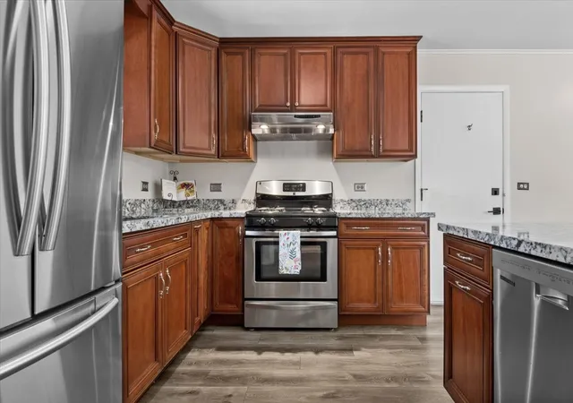 Photo 3 of Single family home for sale at 5346 Center Ave, Lisle, IL 60532 | MLS# 12658144 | Listing updated on 2026-09-16