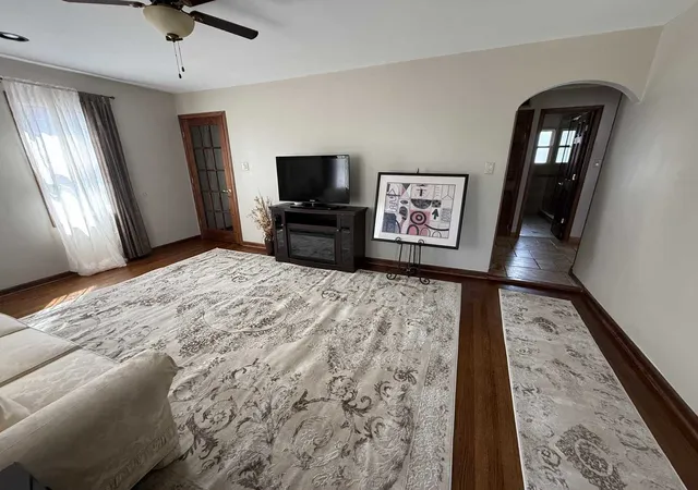 Photo 3 of Single family home for sale at 1010 Osmond Ave, Antioch, IL 60002 | MLS# 12658167 | Listing updated on 2026-09-21