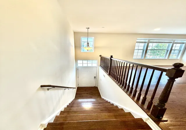 3rd image of 38 Neri Dr, Schaumburg, IL 60194 | MLS# 12658328
