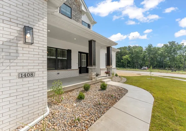 Homes for sale in Mahomet, IL | 1408 Ravenwood Dr, Mahomet, IL 61853 | MLS# 12658346