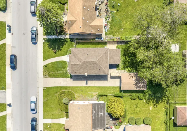 33rd image of 15524 Gouwens Ln, South Holland, IL 60473 | MLS# 12658425