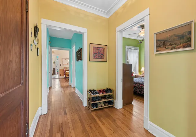 Homes for sale in Chicago, IL | 1229 W North Shore Ave #3W, Chicago, IL 60626 | MLS# 12658728