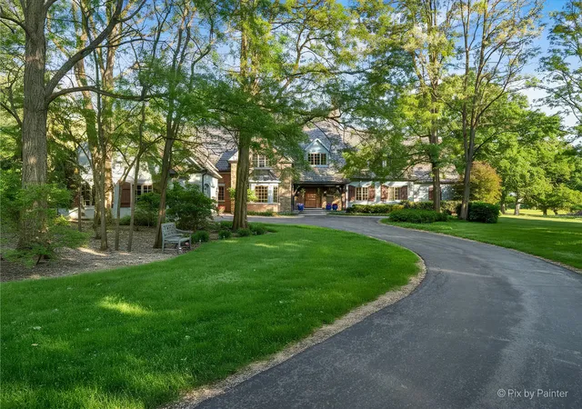 3rd image of 1425 Galloway Dr, Woodstock, IL 60098 | MLS# 12658751