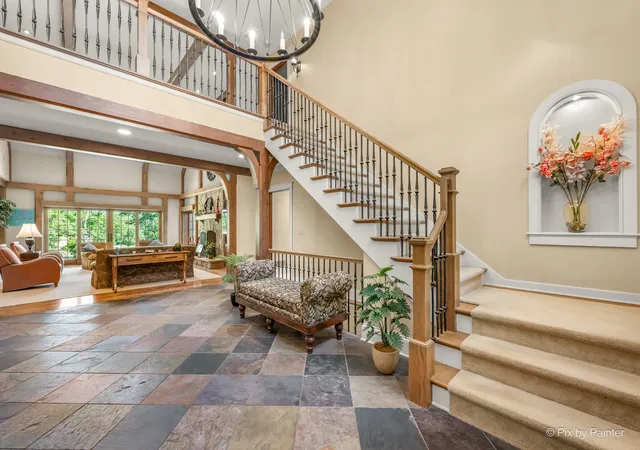 5th image of 1425 Galloway Dr, Woodstock, IL 60098 | MLS# 12658751