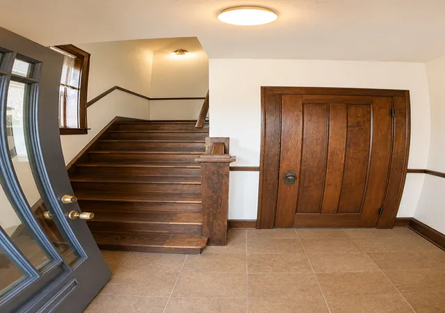 4th image of 5433 W Melrose St, Chicago, IL 60641 | MLS# 12658755