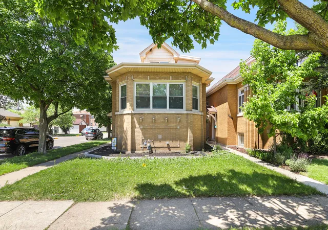 1st image of 1648 Wisconsin Ave, Berwyn, IL 60402 | MLS# 12658816
