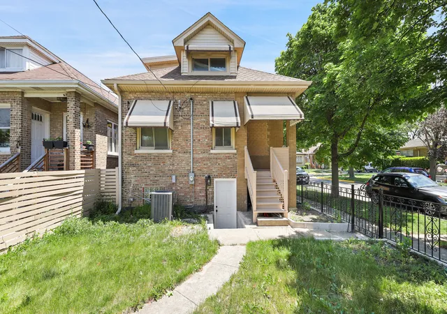 4th image of 1648 Wisconsin Ave, Berwyn, IL 60402 | MLS# 12658816