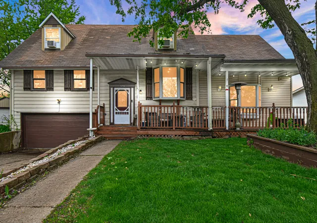 Photo 2 of Single family home for sale at 19350 Beechnut Dr, Mokena, IL 60448 | MLS# 12659009 | Listing updated on 2026-06-24