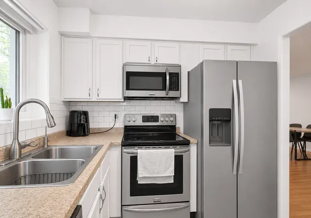 Homes for sale in Palatine, IL | 268 N Carter St #201, Palatine, IL 60067 | MLS# 12659328