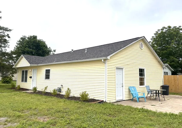 Homes for sale in Murphysboro, IL | 501 N 19th St, Murphysboro, IL 62966 | MLS# 12659341