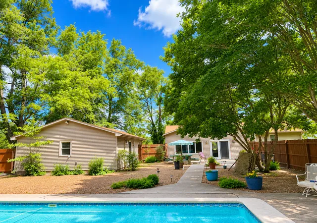 4th image of 956 Country Club Rd, Metropolis, IL 62960 | MLS# 12659353
