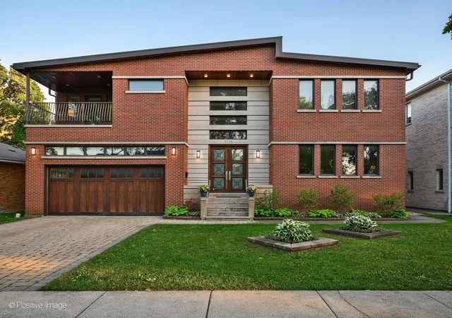 2nd image of 5125 Lunt Ave, Skokie, IL 60077 | MLS# 12659391