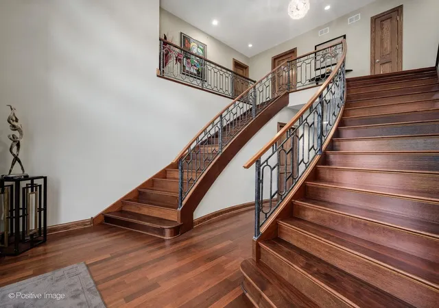 5th image of 5125 Lunt Ave, Skokie, IL 60077 | MLS# 12659391