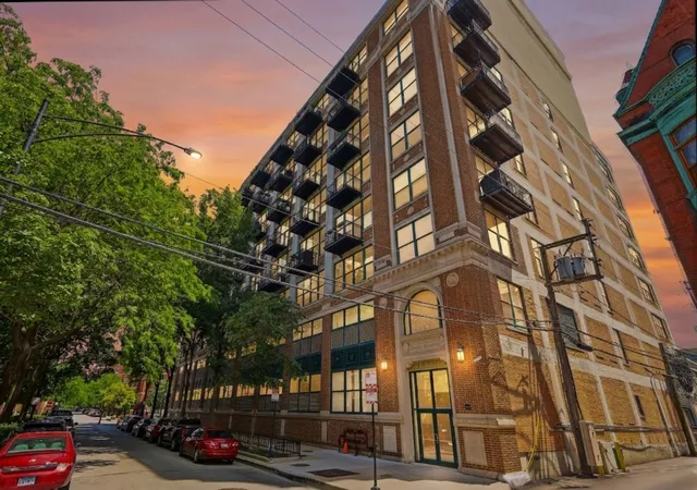Homes for sale in Chicago, IL | 221 E Cullerton St #812, Chicago, IL 60616 | MLS# 12659647
