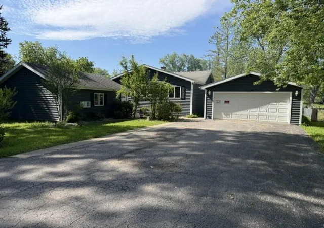 Homes for sale in Ingleside, IL | 26146 W Blackhawk Ave, Ingleside, IL 60041 | MLS# 12659697