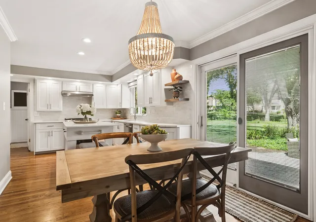 5th image of 165 N Valley Rd, Barrington, IL 60010 | MLS# 12659703