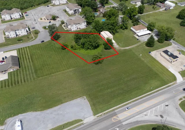 4th image of 710 Eagle Pass Dr, Carterville, IL 62918 | MLS# 12659713