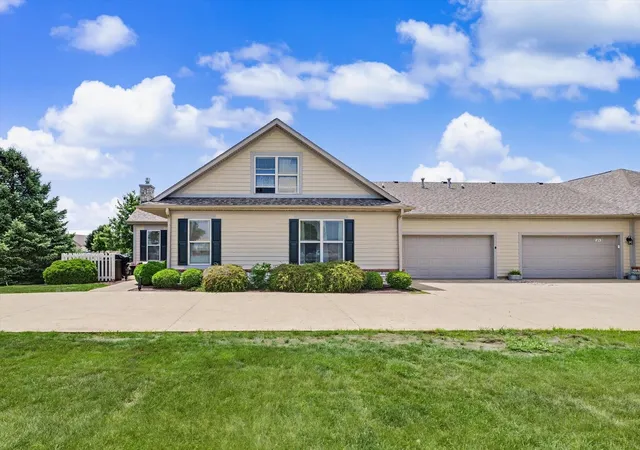 Homes for sale in Champaign, IL | 2769 J T Coffman Dr, Champaign, IL 61822 | MLS# 12659724