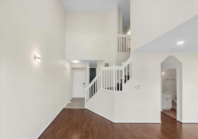 Homes for sale in Schaumburg, IL | 301 Lucille Ln, Schaumburg, IL 60193 | MLS# 12659726