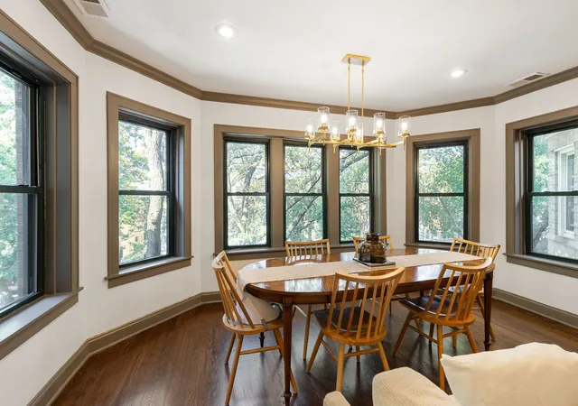 Photo 4 of Condo for sale at 5055 N Winchester Ave #3, Chicago, IL 60640 | MLS# 12659919 | Listing updated on 2026-10-22