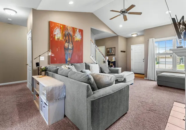 5th image of 1704 Timber Wolf Ln, Mahomet, IL 61853 | MLS# 12660059