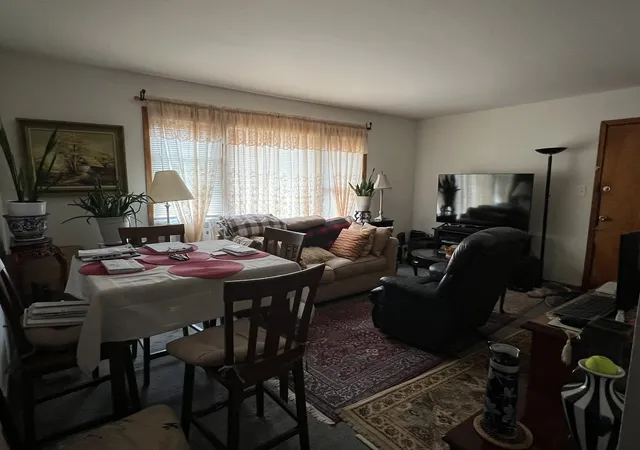 Homes for sale in Chicago, IL | 2904 W Foster Ave #2F, Chicago, IL 60625 | MLS# 12660116