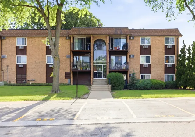 1st image of 1080 Knoll Ln #107, Hoffman Estates, IL 60169 | MLS# 12660157